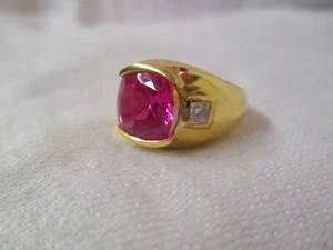 Vintage gold tone Ring with ruby & clear color Rhinestones - Picture 1 of 3