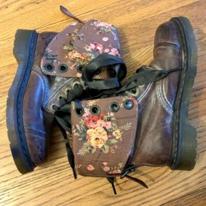 Dr. Martens Floral Combat Boots Vintage Leather Lace-up Ankle Boots UK 4 - Picture 1 of 16