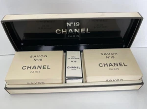 CHANEL Savon N°19 75g 2 pieces body soap+EDT - Picture 1 of 4