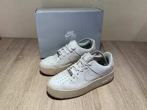 Nike AirForce 1 scarpe da ginnastica in pelle bianco salvia ar5339-100 uk6 af1 sneakers y2k og - Foto 1 di 16