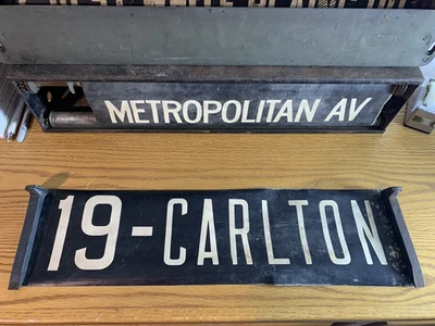 Letrero enrollable de autobús de Nueva York Brooklyn Bklyn Carlton Avenue Prospect Heights antiguo de colección Foto 1 de 4