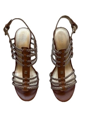 Cuñas Ivanka Trump marrón/bronceado y dorado talla 8 Foto 1 de 4