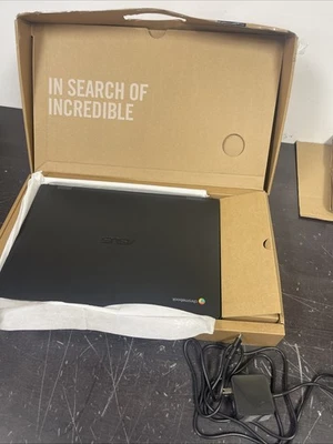 Asus CX1500CNA-WS44F CX1500 15.6" FHD Laptop Celeron N3350 1.1GHz Intel HD - Image 1 of 4