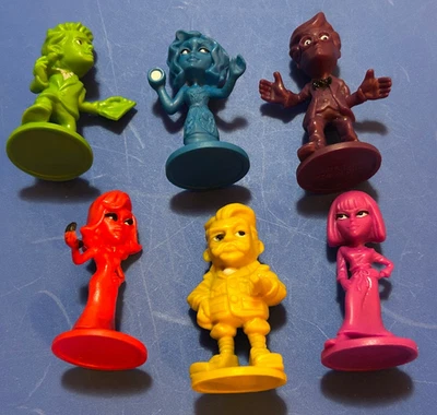 Clue Jr 替换件所有六个角色 Pawns Movers 2 英寸大号 — 第 1/4 张图片