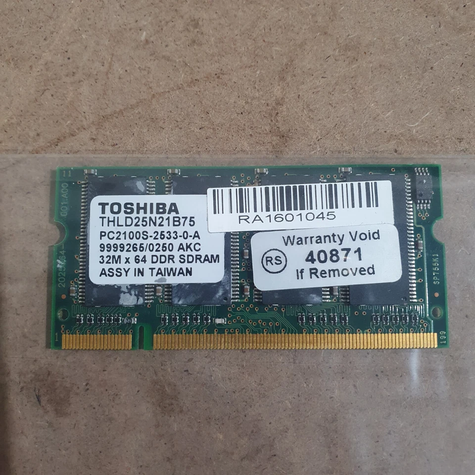 Toshiba THLD25N21B75 256MB PC2100 266MHz SODIMM 200-Pin CL2.5 Non-ECC DDR1 SDRAM - Image 1 of 4