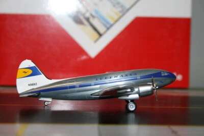 Western Models/Aeroclassics 1:200 Lufthansa Curtiss C-46A Commando N9891Z - Image 1 of 4
