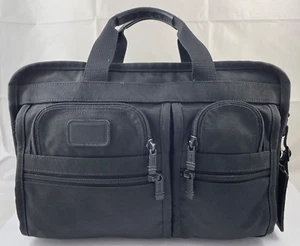 Tumi Maletín Expandible Pantalla Grande Bolso para Laptop Nylon Balístico Negro 204D3 - Imagen 1 de 10