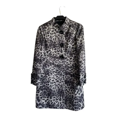 Abrigo Carlisle Línea Larga | Estampado Animal | Tela Texturizada | Abotonada | Pequeño Foto 1 de 4