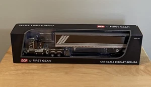 DCP/First Gear Peterbilt 359 Ribbed Tandem-Axle - Picture 1 of 3
