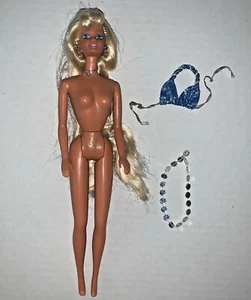 1995 Vintage Mattel Barbie Fashion Doll SPARKLE BEACH Bracelet Bikini Top NICE - Picture 1 of 9