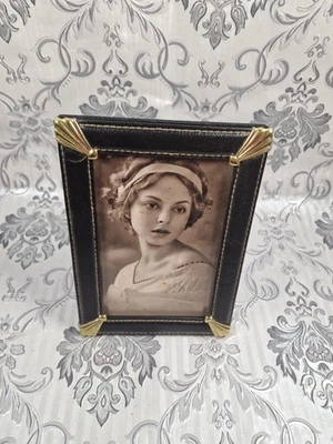 Vintage Leather Photo Frame  4" X 6" 21st Century Frame  10cm X 15cm - Image 1 of 4