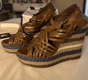 Cuñas de plataforma Tory Burch Raven para mujer 8,5 beige azul esporillos - Imagen 1 de 6