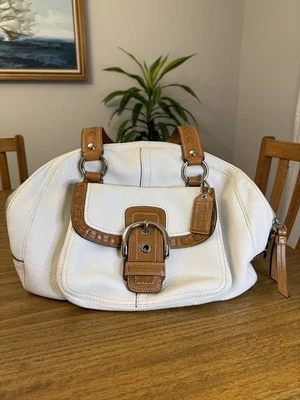 Bolso Coach Soho Hebilla Cúpula Cuero Guijarro Blanco Tostado Y2K F13111 Foto 1 de 4