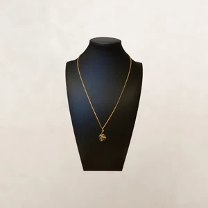 Signed Swarovski Crystal Memories 4 Leaf Clover Pendant Gold Tone Necklace - Picture 1 of 5