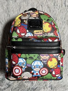 Mini Mochila Loungefly Marvel Chibi Avengers Nueva con Etiquetas Con Defectos *Leer - Imagen 1 de 8