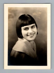 1930s Young Woman Student Portrait Photo Waupan Wisconsin School - Picture 1 of 2