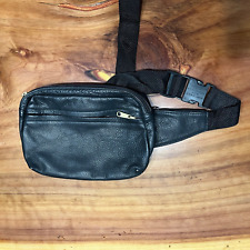 Libaire Black leather Fanny Pack Gold Pulls 10 X 6 EUC Purse Waist bag CC20
