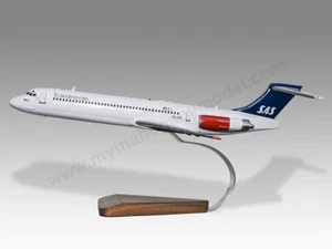 McDonnell Douglas MD-80 (MD-82) Scandinavian Airlines Escritorio Madera Grande 1/100 - Imagen 1 de 12