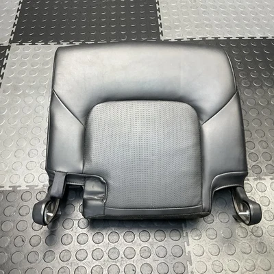 Infiniti QX80 2011-2017 lado trasero derecho tercera fila cojín de asiento inferior OEM  Foto 1 de 4