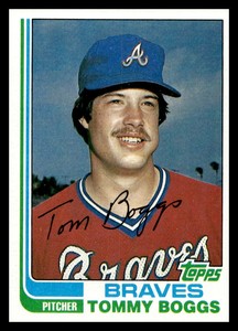 1982 Topps 61 Tommy Boggs   Atlanta Braves  Baseball Card