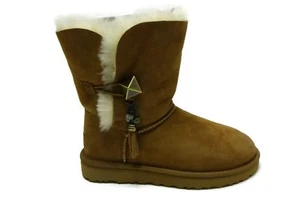 UGG Australia Women's Lilou Boots Slip On Leather Boots Chestnut Boot New 7 - Picture 1 of 5