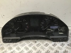 Tacho Audi A8 (D2, 4D) 4.2 QUATTRO 175kW 238PS 4D0919033F Kombiinstrument - Bild 1 von 2