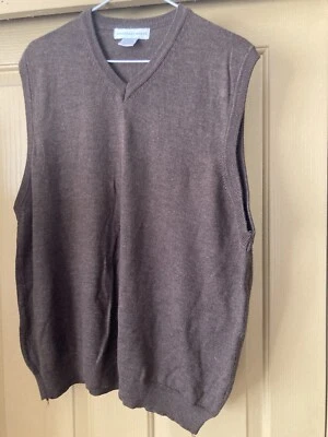 L Italian Merino Wool Dark Brown Sleeveless Sweater Vest Rib Waist  Lightweight - Image 1 of 4