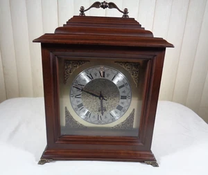 Vintage Bulova Wooden Mantel Clock 11.5" x 14.5"tested- time and chimes working - Picture 1 of 16