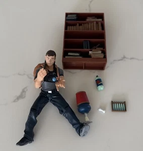 Spiderman Movie  ~ PETER PARKER ~ 6" Action Figure 2002 With Accessories - Picture 1 of 6