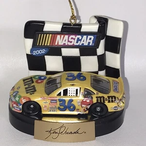 NASCAR Ken Schrader 2002 #36 M&M coche Trevco adorno coleccionable con fecha - Imagen 1 de 6