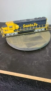 ho diesel locomotive - Picture 1 of 4