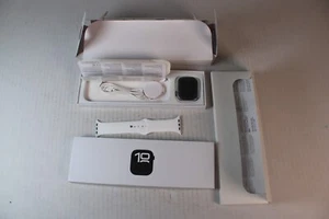 Apple Watch Series 10 GPS A2999 46mm Bianco con Cinturino Sport MWWQ3LW/A Nuovo - Foto 1 di 8