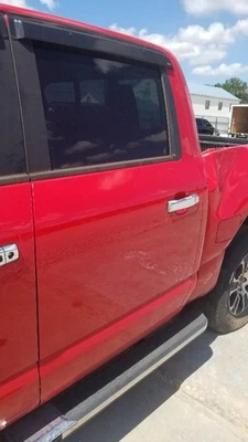20 NISSAN TITAN CREW CAB DOOR ASSEMBLY REAR LEFT DRIVER RED - Image 1 of 4