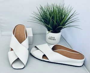 L'Amour Des Pieds Womens Leather Sandals, White. Size 7 - Picture 1 of 3