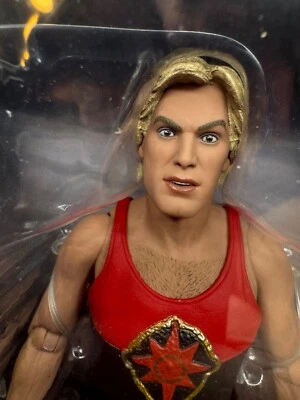 Figura de acción NECA Ultimate Flash Gordon 1980 Final Battle Foto 1 de 4