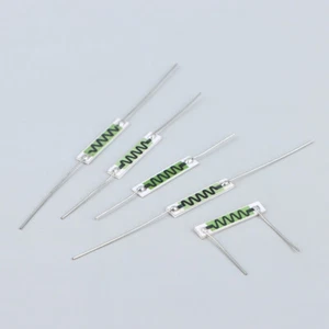 6Pcs HVR82AL2204J Ceramic Chip Non-Inductive Glass Glaze High-voltage Resistor - Zdjęcie 1 z 13