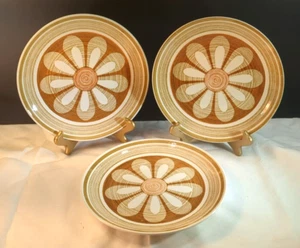 VTG 3 Royal China Ironstone 10" Dinner Plates CAVALIER SAHARA Daisy MCM Boho - Imagen 1 de 6
