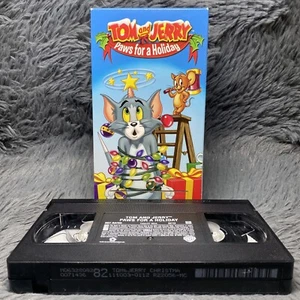 Tom and Jerry - Paws For a Holiday VHS 2003 Christmas Cartoon Special Movie Film - Picture 1 of 8