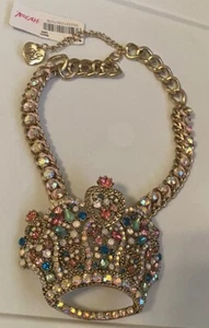 Betsey Johnson Hollywood Glamour Sparkle Rhinestone Crown Pendant Necklace NWT - Picture 1 of 23