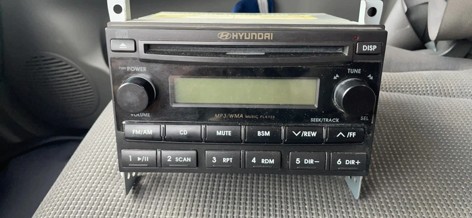 Radio genuina Hyundai Tucson 2004-2009 06961-93021 Foto 1 de 1
