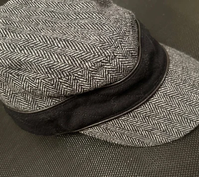 Vintage Timberland gray wool Herringbone newsboy hat Women’s Medium Velvet Trim - Image 1 of 4