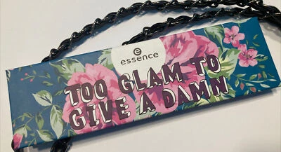 essence TOO GLAM TO GIVE A DAMN Eye-& Face Palette 11g - Bild 1 von 3
