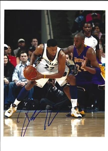 Rudy Gay autograph signed 8 x 10 inch photo GRIZZLIES POSE 1 - Picture 1 of 1