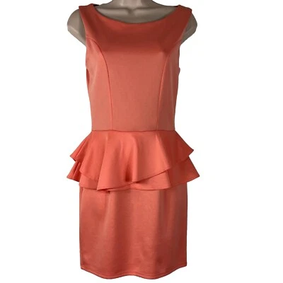 Vestido feminino Arden B. lápis pequeno acima do joelho mini peplum sem mangas coral - Imagem 1 de 4