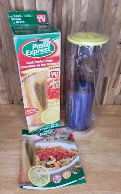Pasta Express As Seen on TV Noodle Maker Cooker Container New 2005  - Image 1 of 4