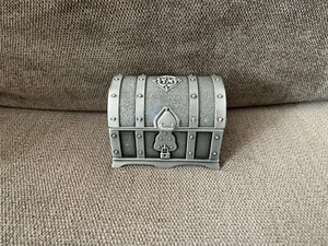 World Of Warcraft - Metal Coin Chest Set Collector’s Edition - Picture 1 of 9