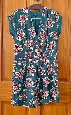Pantalones Cortos Loft Ann Taylor Verde Floral Una Pieza Mameluco Talla 00 100% Rayón Foto 1 de 4