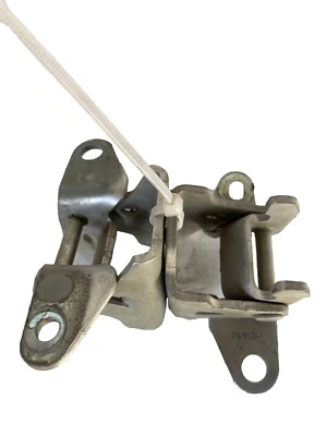 2005 DODGE NEON SXT Front Door Hinge Upper & Lower Hinge Left Driver Side LH - Image 1 of 4