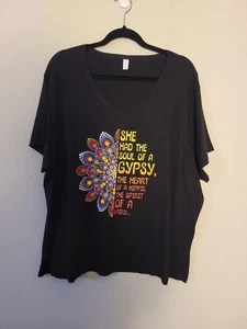 Chicyea Black Boxy Crop V-neck Graphic Tee Sz 5X - Picture 1 of 6