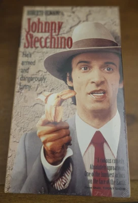 Johnny Stecchino (VHS, 1991) Roberto Benigni Nicoletta Braschi SEALED WATERMARKS - Image 1 of 3